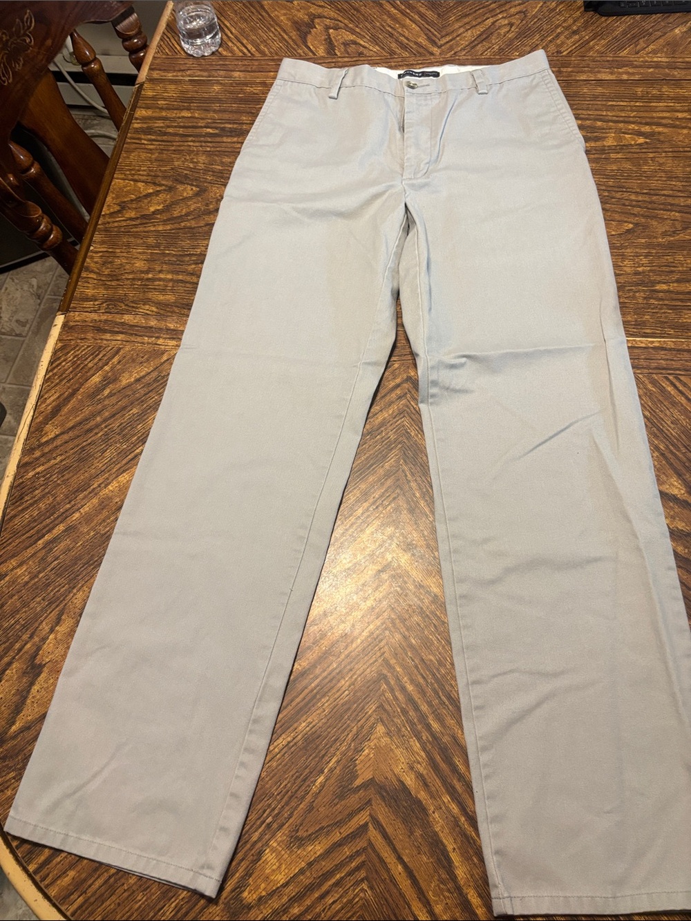 Dockers Men's Light Gray Straight-Leg Chinos